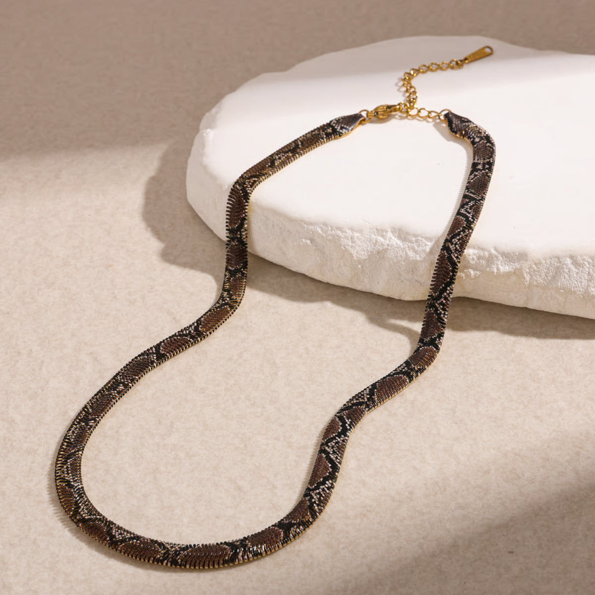 SnakeChain necklace in Python