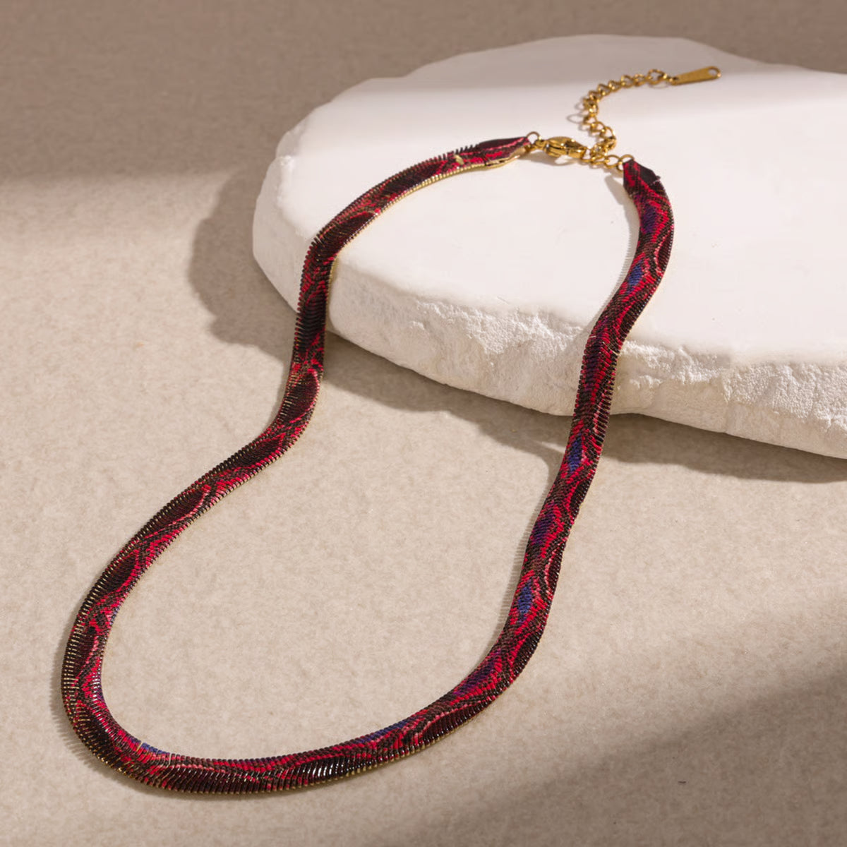 SnakeChain necklace in Blood Python